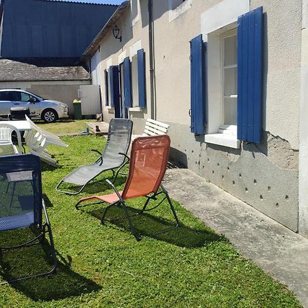 Maison Plain Pied, 2 Chambres, Longere Typique , Fraiche, Dans Bourg Avec Tous Commerces Lucay-le-Male Ngoại thất bức ảnh